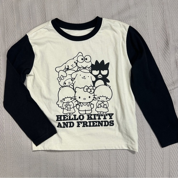 Gap/Sanrio Hello Kitty long sleeve tee, size‎ small (6-7), cotton/poly, kids - Picture 1 of 7